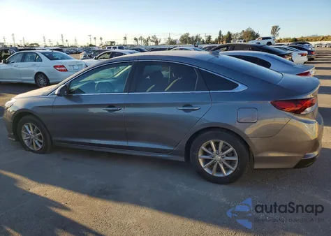 2018 Hyundai Sonata Se z USA, uszkodzony, nr VIN 5NPE24AF9JH702364